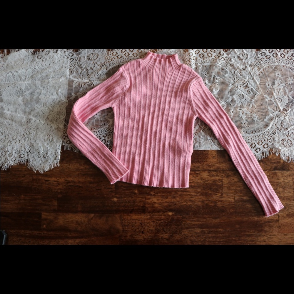 Zara Soft Pink Ribbed Knit Top